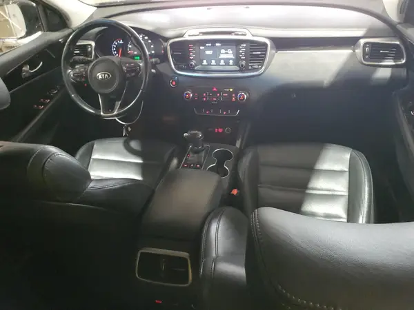 5XYPHDA54HG322719 2017 KIA SORENTO - Image 8