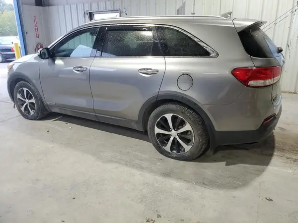 5XYPHDA54HG325796 2017 KIA SORENTO - Image 2