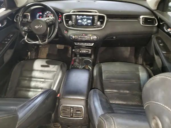 5XYPHDA54HG325796 2017 KIA SORENTO - Image 8