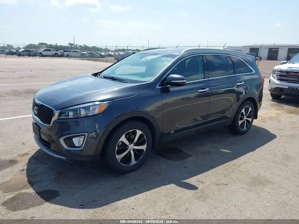 5XYPHDA54JG411440 2018 KIA SORENTO - Image 2