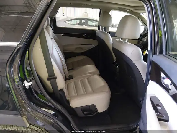 5XYPHDA54KG494188 2019 KIA SORENTO - Image 8