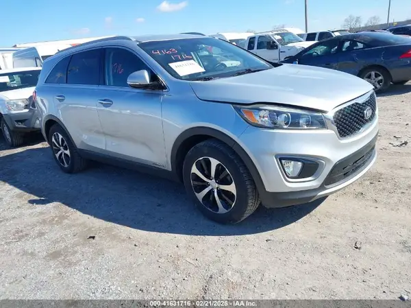5XYPHDA55GG028308 2016 KIA SORENTO - Image 1