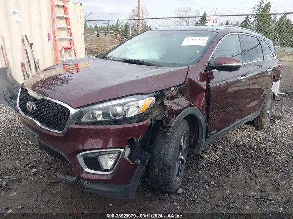 5XYPHDA55GG124410 2016 KIA SORENTO - Image 2