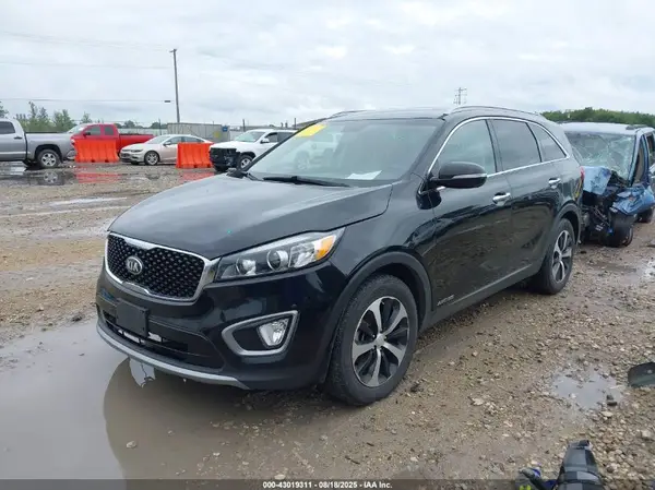 5XYPHDA55GG143541 2016 KIA SORENTO - Image 2