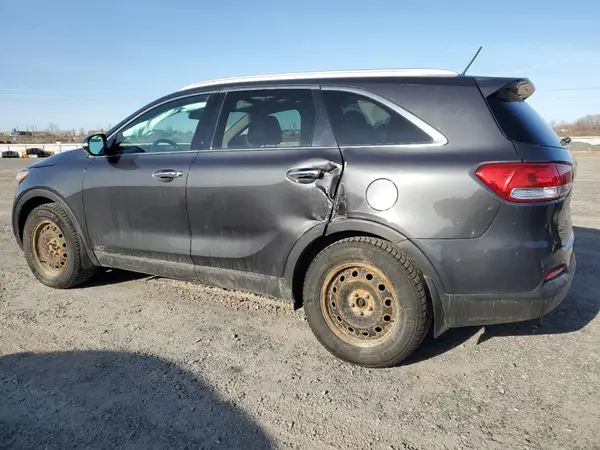 5XYPHDA55GG164227 2016 KIA SORENTO - Image 2