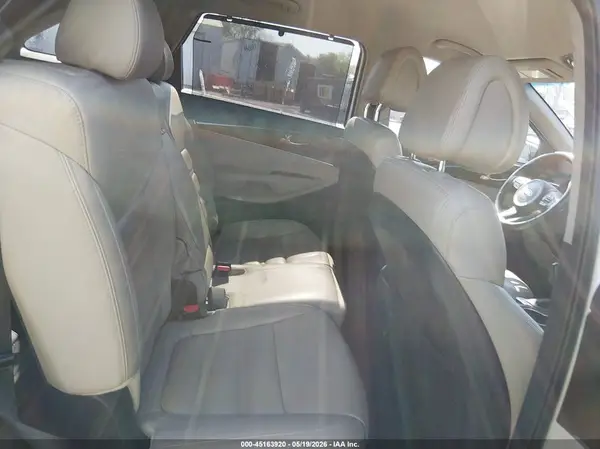 5XYPHDA55GG180993 2016 KIA SORENTO - Image 8