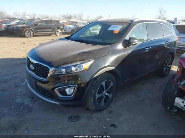 5XYPHDA55HG188433 2017 KIA SORENTO - Image 2