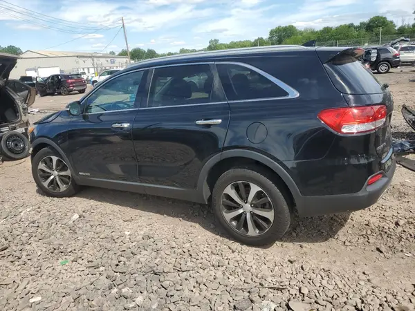 5XYPHDA55HG201570 2017 KIA SORENTO - Image 2