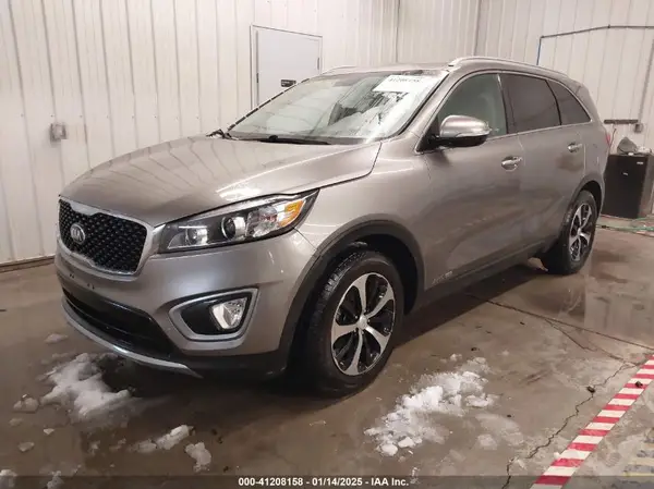 5XYPHDA55HG202038 2017 KIA SORENTO - Image 2