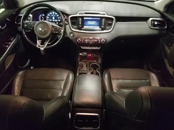 5XYPHDA55HG225089 2017 KIA SORENTO - Image 8
