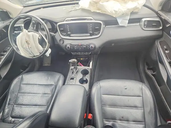 5XYPHDA55HG225688 2017 KIA SORENTO - Image 8