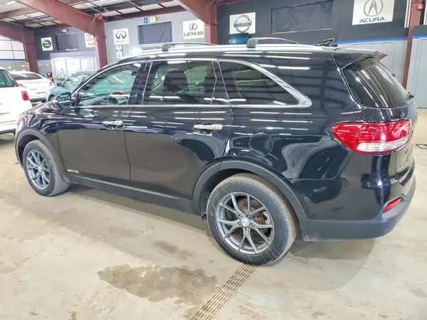 5XYPHDA55HG225755 2017 KIA SORENTO - Image 2