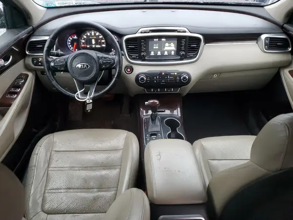 5XYPHDA55HG234262 2017 KIA SORENTO - Image 8
