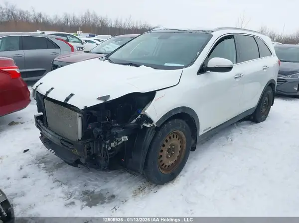 5XYPHDA55HG332580 2017 KIA SORENTO - Image 2