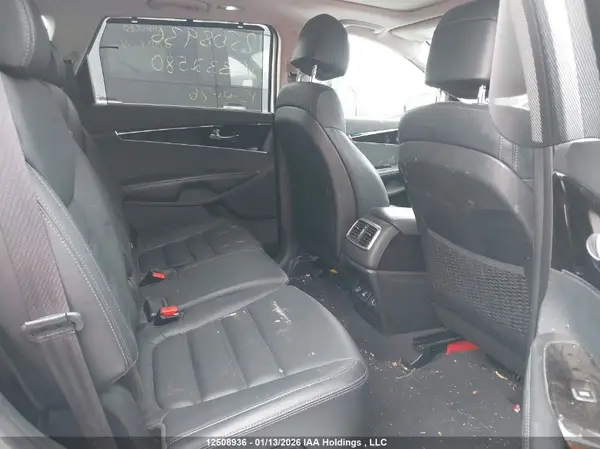 5XYPHDA55HG332580 2017 KIA SORENTO - Image 8