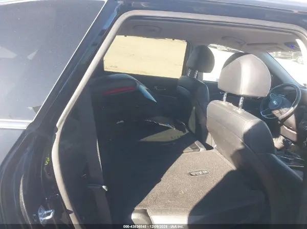 5XYPHDA55JG363446 2018 KIA SORENTO - Image 8