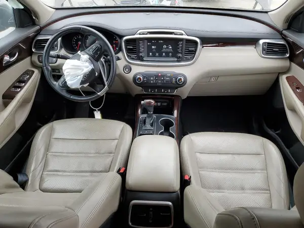 5XYPHDA55JG365195 2018 KIA SORENTO - Image 8