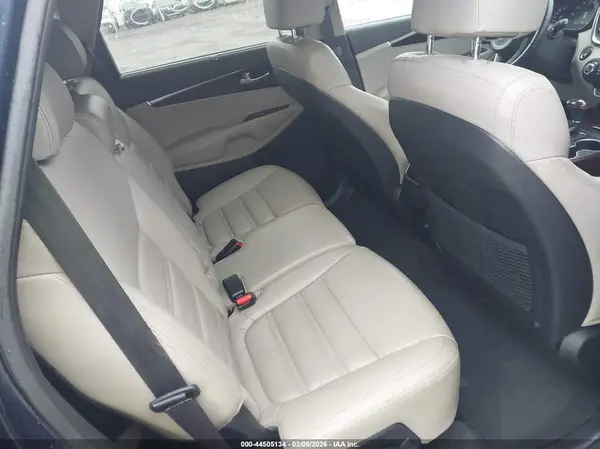 5XYPHDA55JG372695 2018 KIA SORENTO - Image 8