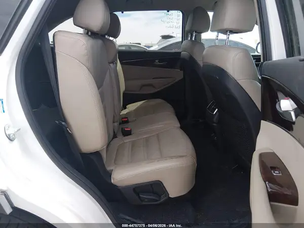 5XYPHDA55JG417537 2018 KIA SORENTO - Image 8