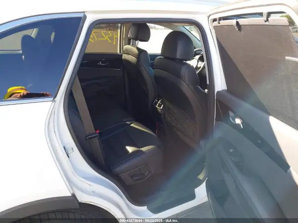 5XYPHDA55JG430255 2018 KIA SORENTO - Image 8