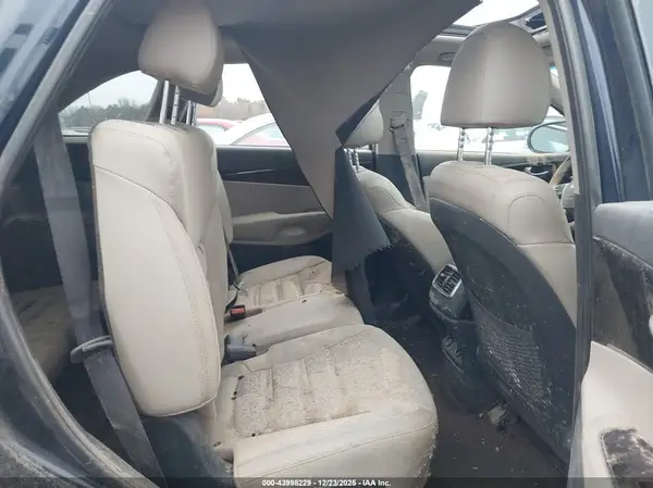 5XYPHDA55LG707215 2020 KIA SORENTO - Image 8
