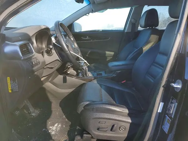 2016 KIA SORENTO auction photo 7