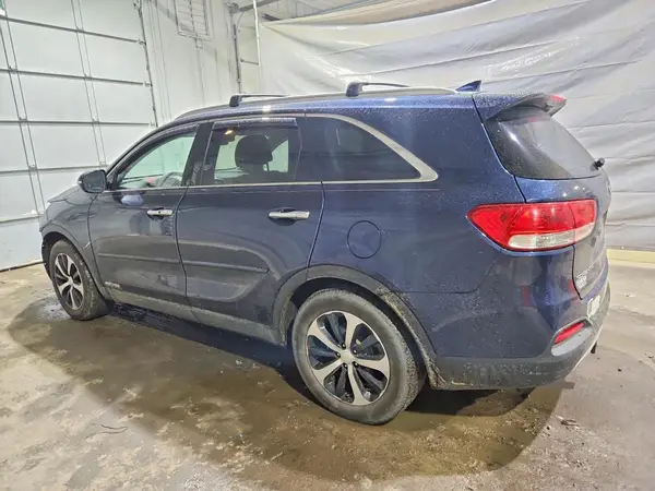 5XYPHDA56HG260837 2017 KIA SORENTO - Image 2