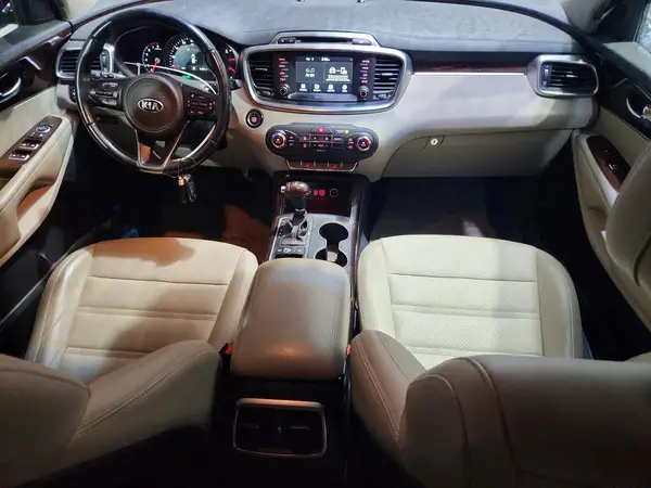 5XYPHDA56HG260837 2017 KIA SORENTO - Image 8