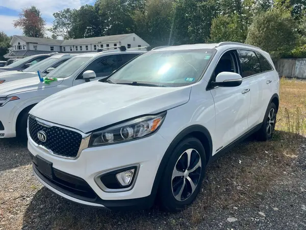 5XYPHDA56HG270770 2017 KIA SORENTO - Image 2
