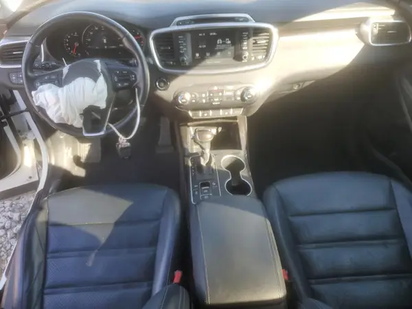 5XYPHDA56HG308966 2017 KIA SORENTO - Image 8
