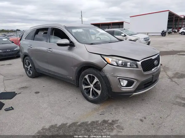 5XYPHDA56HG309437 2017 KIA SORENTO - Image 1