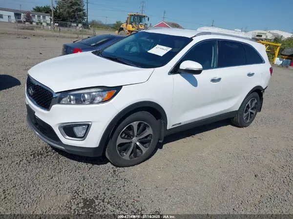 5XYPHDA56HG320471 2017 KIA SORENTO - Image 2