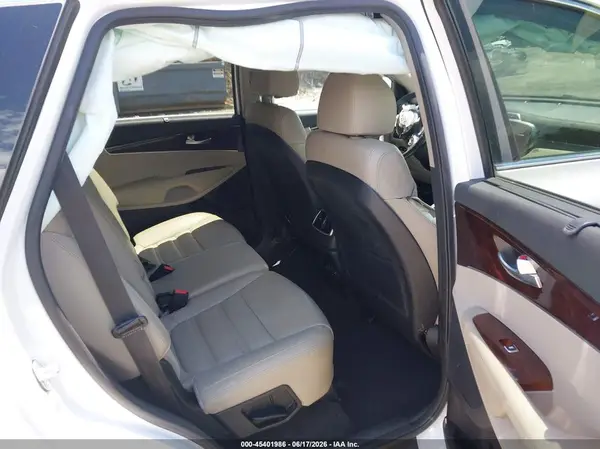 5XYPHDA56JG367618 2018 KIA SORENTO - Image 8