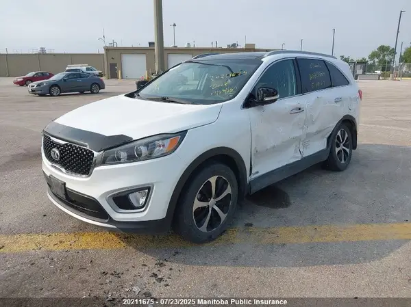 5XYPHDA56JG381017 2018 KIA SORENTO - Image 2
