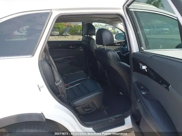5XYPHDA56JG381017 2018 KIA SORENTO - Image 8