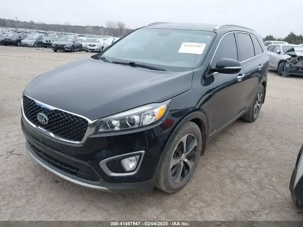 5XYPHDA57GG067496 2016 KIA SORENTO - Image 2