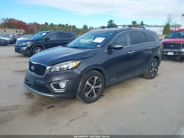5XYPHDA57GG111271 2016 KIA SORENTO - Image 2