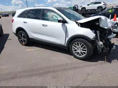 5XYPHDA57GG111559 2016 KIA SORENTO