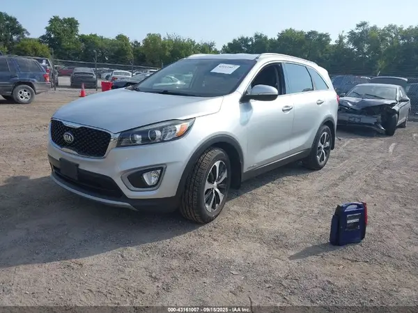 5XYPHDA57GG117510 2016 KIA SORENTO - Image 2