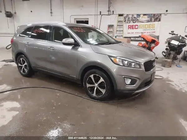 5XYPHDA57GG142827 2016 KIA SORENTO - Image 1