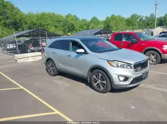 5XYPHDA57GG146473 2016 KIA SORENTO