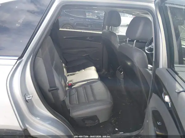 5XYPHDA57GG174175 2016 KIA SORENTO - Image 8