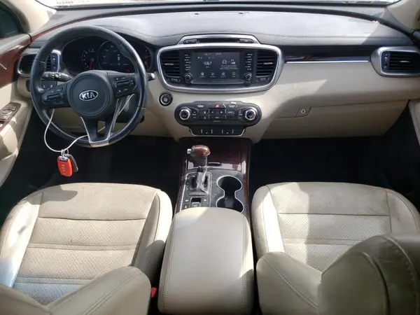 5XYPHDA57HG243027 2017 KIA SORENTO - Image 8