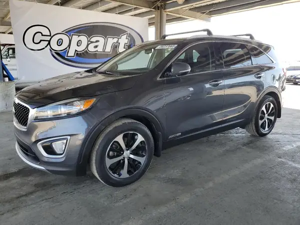 5XYPHDA57HG272852 2017 KIA SORENTO - Image 1
