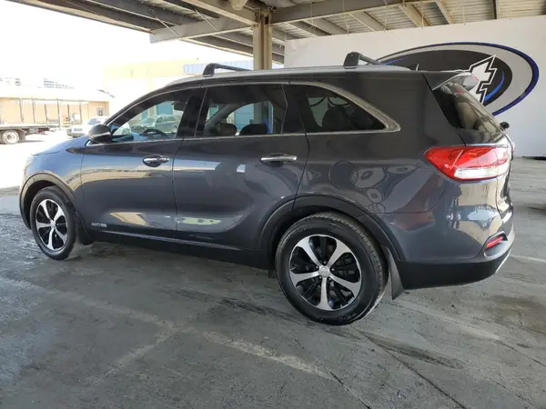 5XYPHDA57HG272852 2017 KIA SORENTO - Image 2