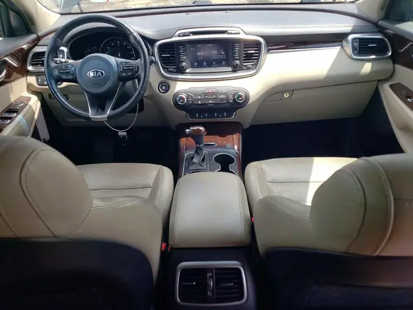 5XYPHDA57HG304392 2017 KIA SORENTO - Image 8