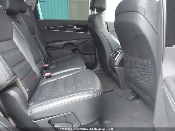 5XYPHDA57HG306837 2017 KIA SORENTO - Image 8