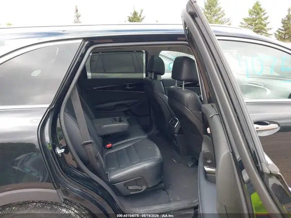 5XYPHDA57HG314131 2017 KIA SORENTO - Image 8
