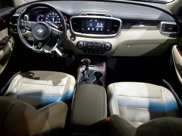 5XYPHDA57HG318213 2017 KIA SORENTO - Image 8