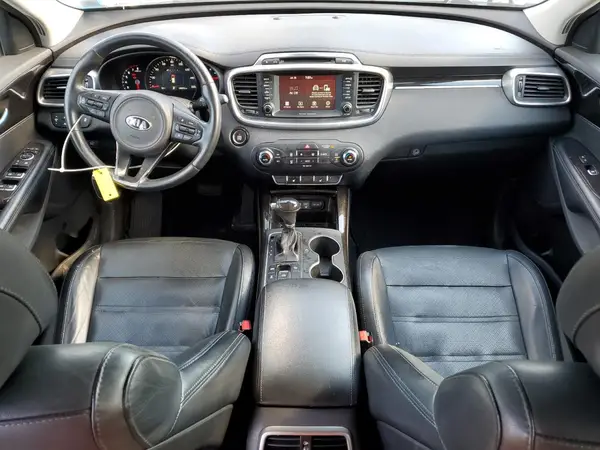 5XYPHDA57HG322570 2017 KIA SORENTO - Image 8